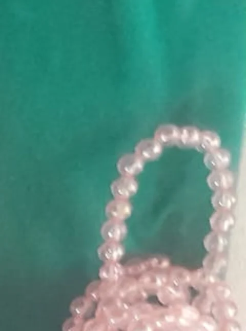 Collar de perlas rosadas